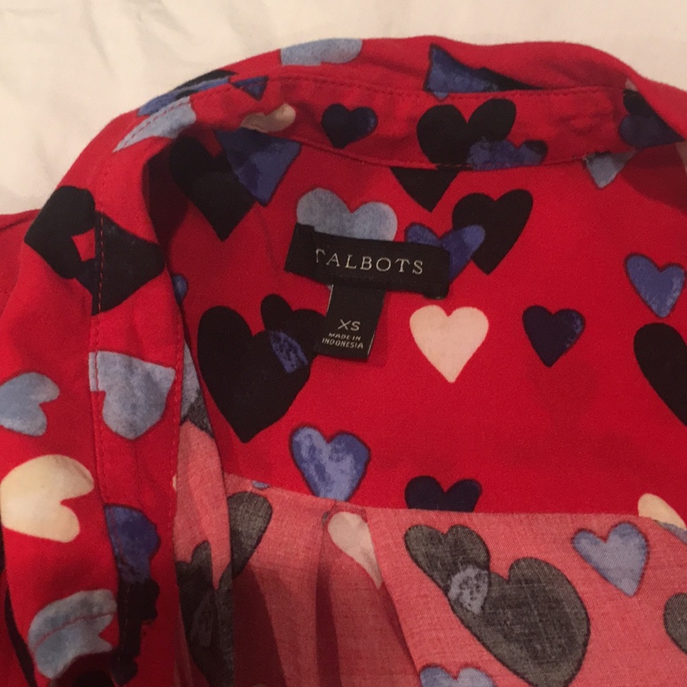 Talbots XS heart print button down - Picture 3 of 4